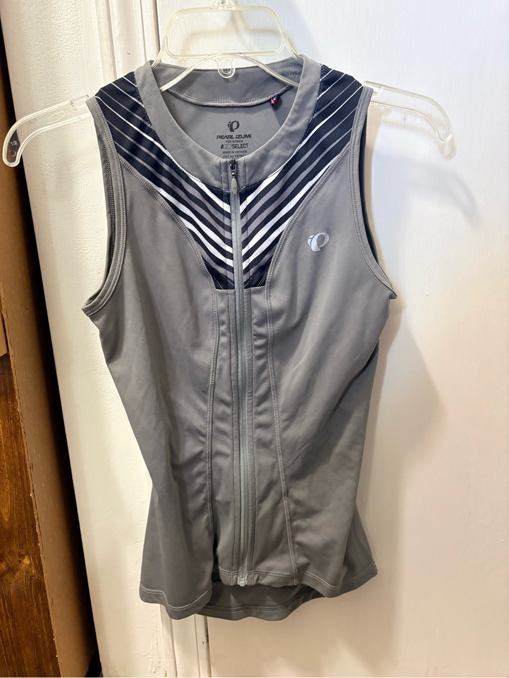 Pearl Izumi Women's Gray Zip-Front Performance Tank with Black-Striped Yoke